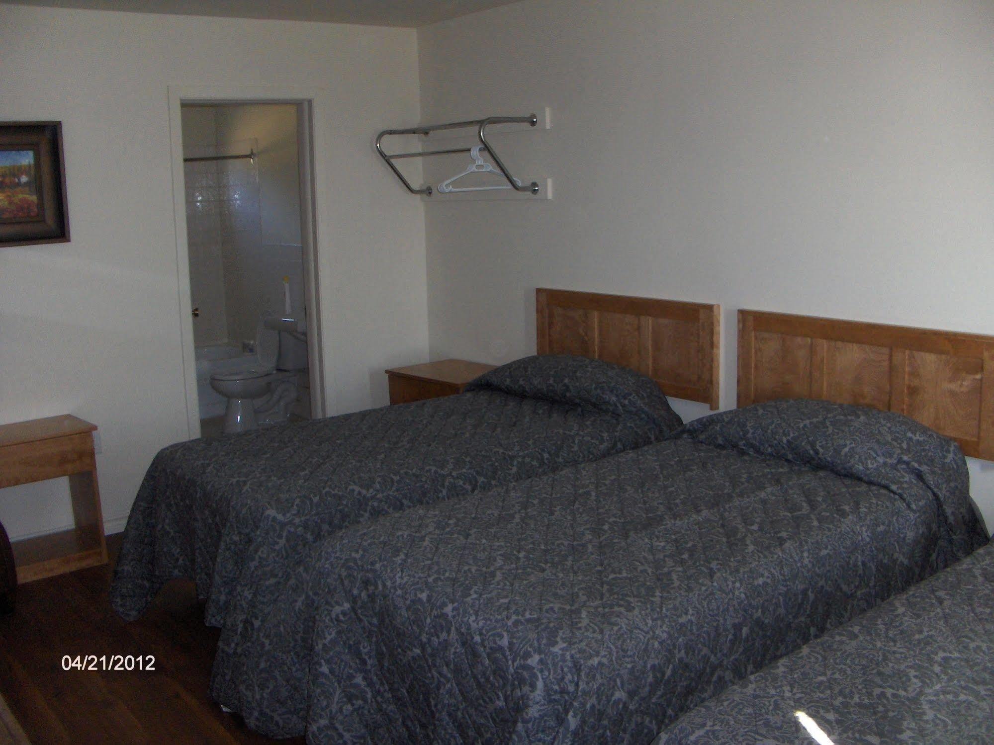 Anchor Motel And Suites Bedeque Екстер'єр фото
